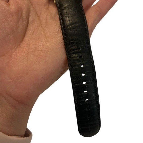 Michael Kors Sawyer Champagne Dial Black Leather Strap Watch For Women - MK2433 - Picture 5 of 6